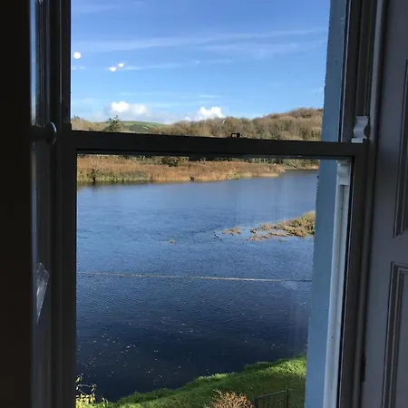 Riverbank House Frühstückspension Innishannon